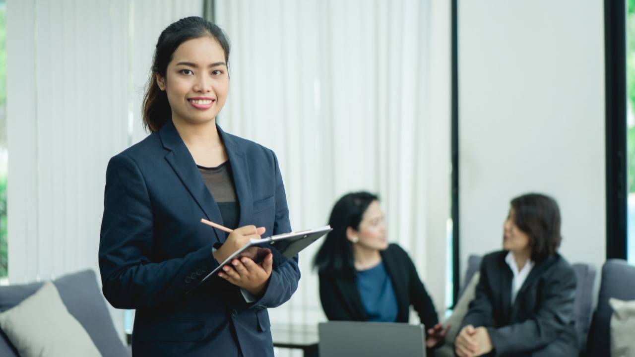 Strategic Human Resource Management in Women-Led Organisations MEKA-2148897197